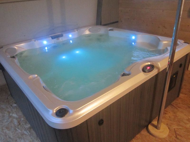 Jacuzzi Jacuzzi